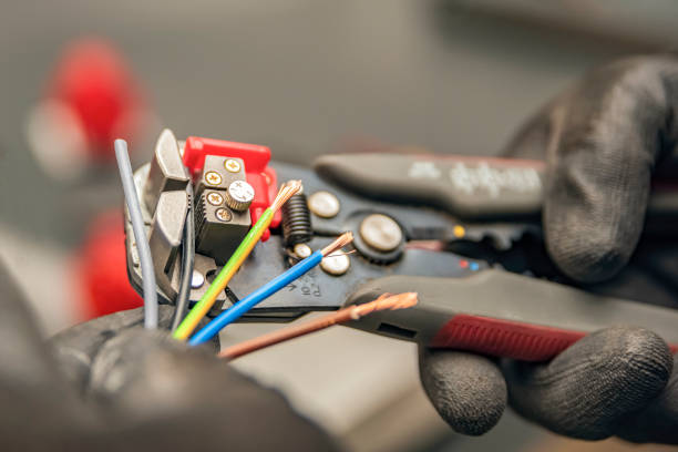 Best Residential Electrician Services  in Watertown, FL